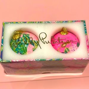 NWT- Lilly Pulitzer ornament set